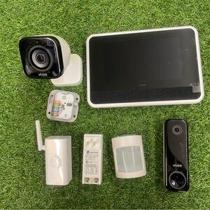 Vivint Doorbell Camera Pro & Outdoor Camera Pro Wi-FiWeatherproof Color Set